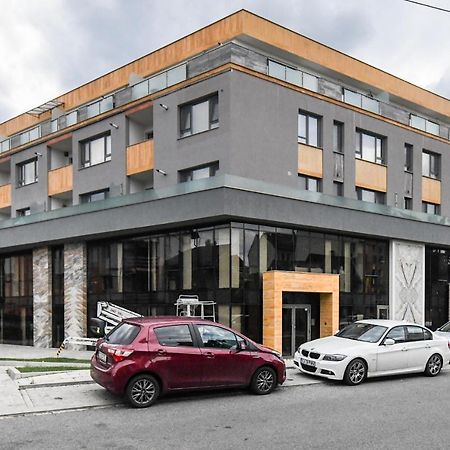 Modern Apartment In A Quiet Area كلوج-نابوكا المظهر الخارجي الصورة