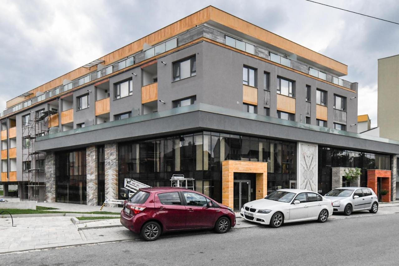 Modern Apartment In A Quiet Area كلوج-نابوكا المظهر الخارجي الصورة